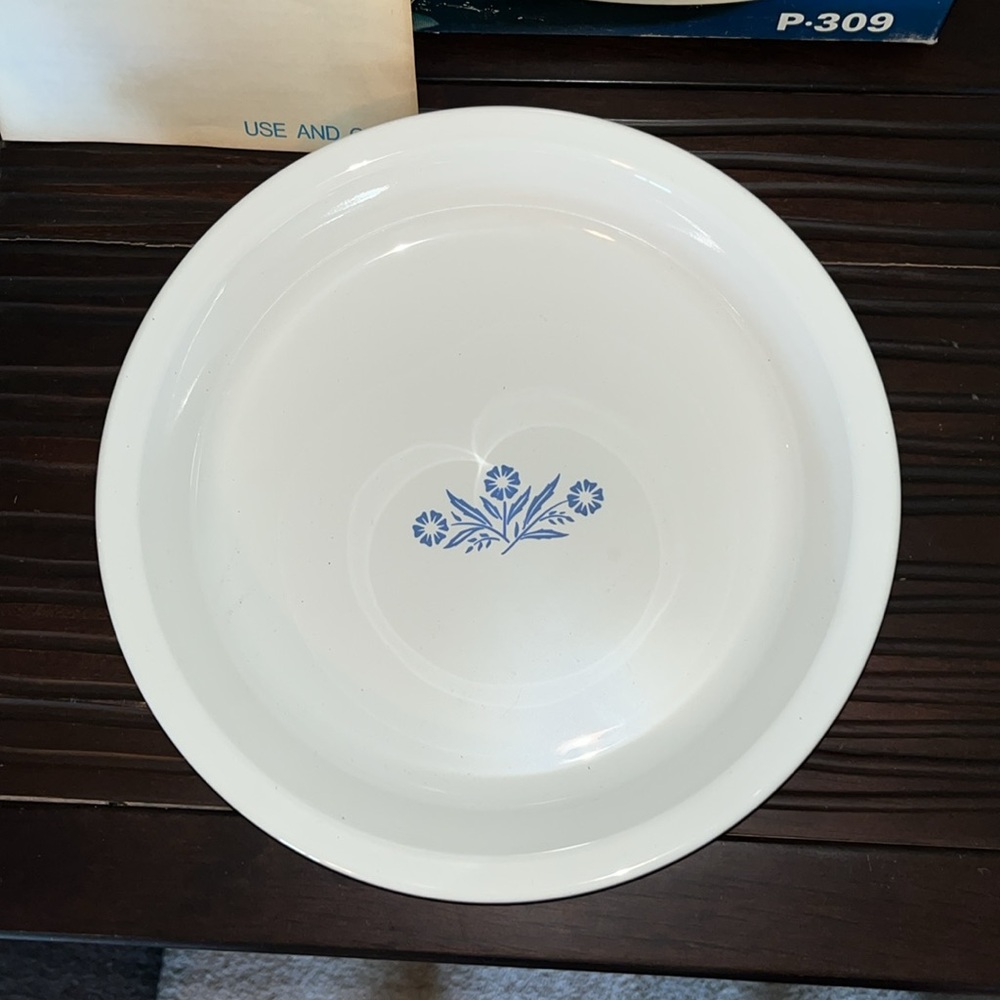 Vintage Corning Ware 9" Pie Plate